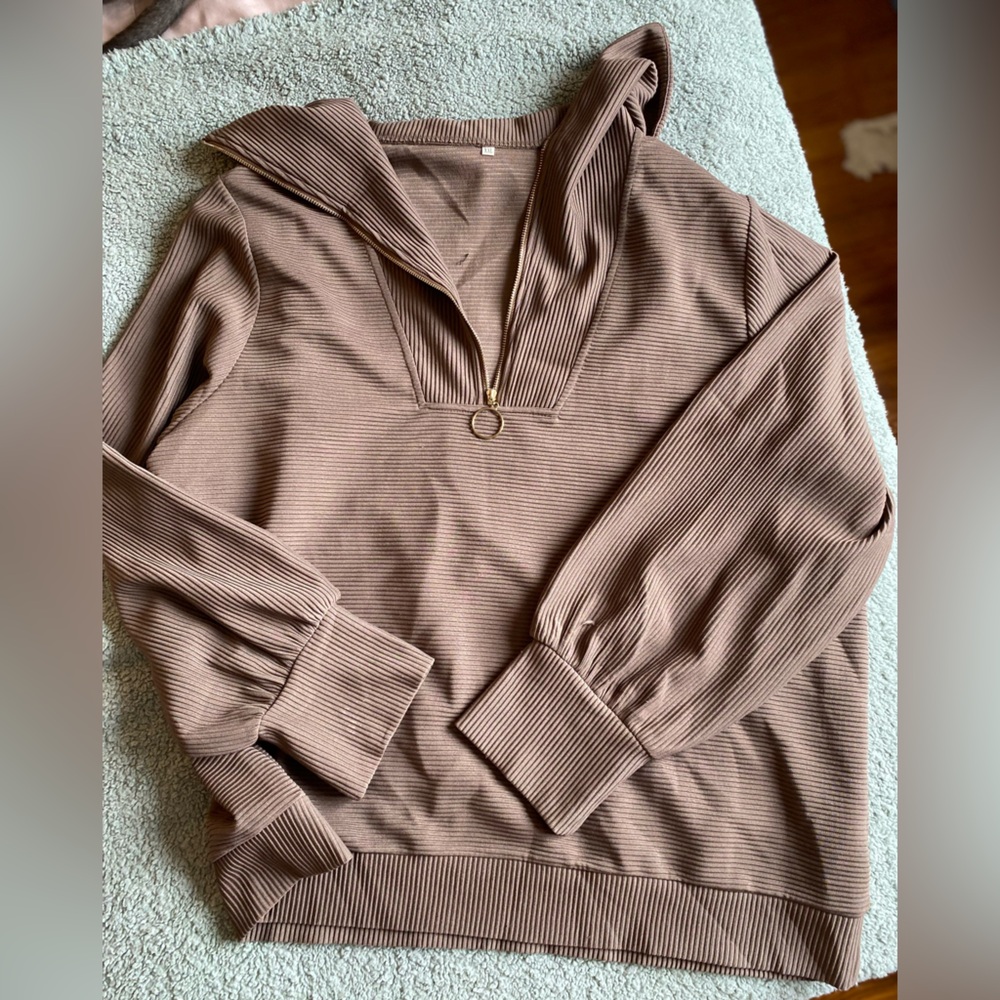 Quarter zip pullover - Picture 3 of 3